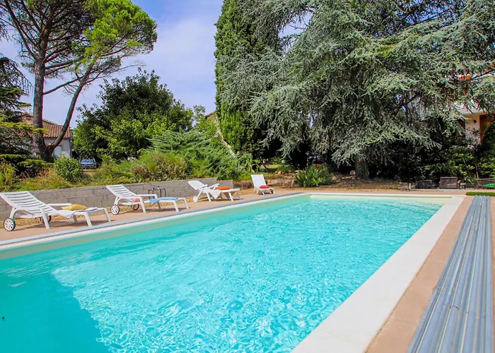 Holiday home Maison Provencale *
