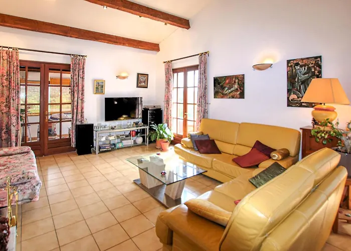 Holiday home Maison Provencale *