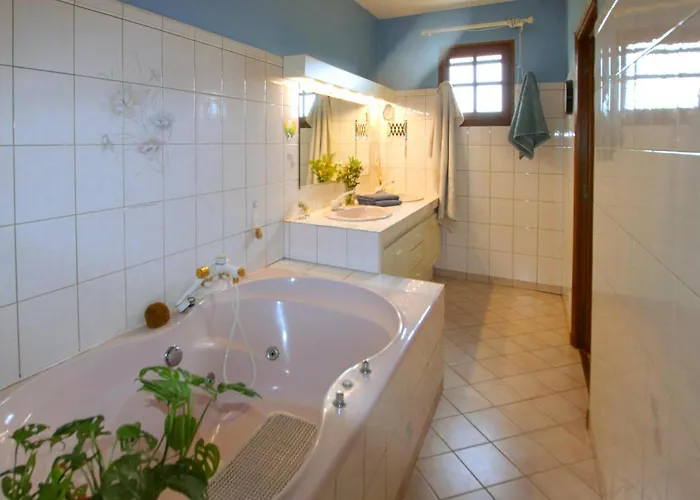 Maison Provencale Saint-Sernin (Ardeche)